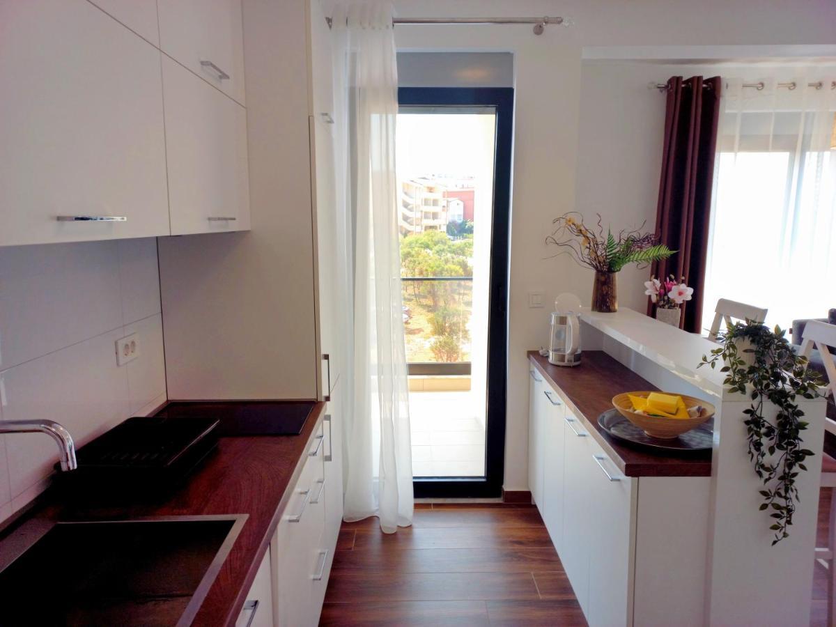 Iraida-4 Apartment Dobra Voda Bagian luar foto