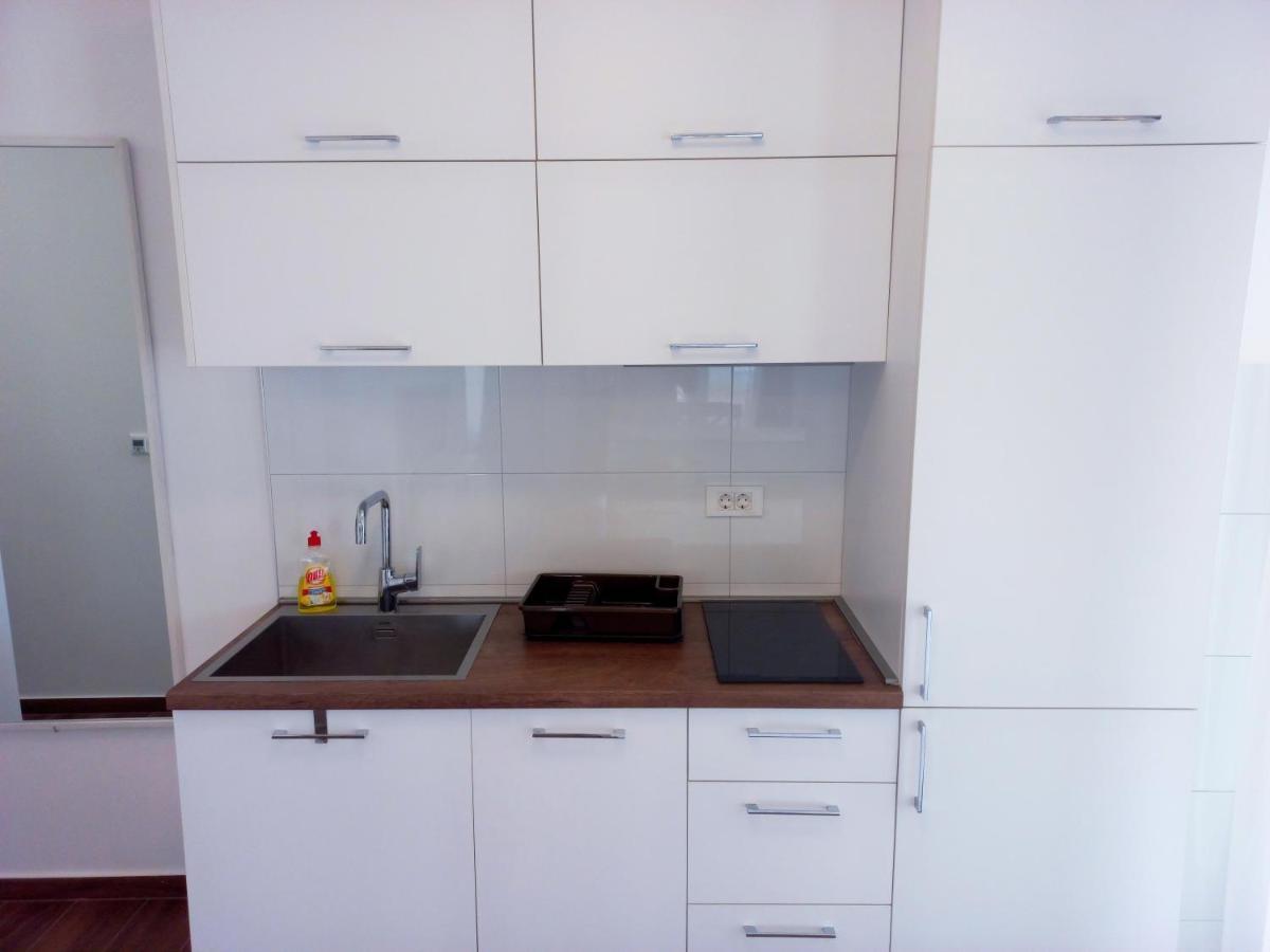 Iraida-4 Apartment Dobra Voda Bagian luar foto